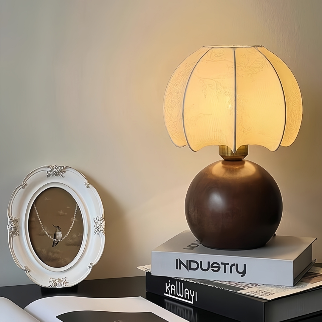 Home And Textiles - مصباح طاولة بتصميم زهري عتيق، مصباح