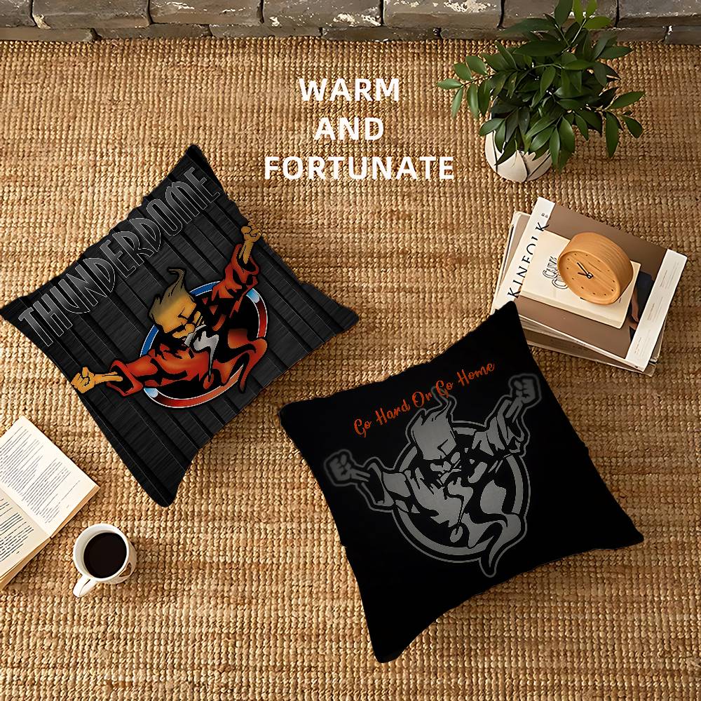 غطاء وسادة T-Thunderdomes بشعا - مراجعة Home Textiles Logo وسعره